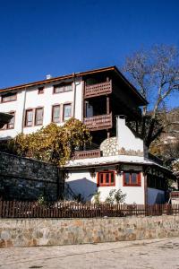 Mountain Villa with Balkan Spirit