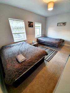 Beautiful 3 Bedroom House at the Sea Front - Amazing Location