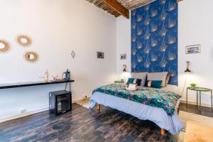 Appartements LE PANIER ENCHANTE - Suites & Loft - Terrasse et patio au dessus du Vieux Port : photos des chambres