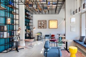 Hotels Hotel ibis Styles Clermont-Ferrand Gare : photos des chambres