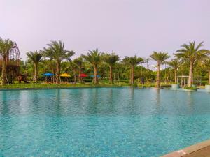 Wonderful 2BR at Gold Coast Apartment Pantai Indah Kapuk By Travelio