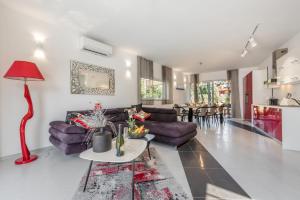 Modern villa Jura with pool near the beach, extra pool heating available