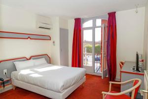 Hotels Hotel du Vigan : photos des chambres