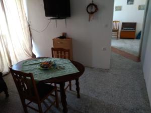 NEXUS ROOMS Salamina Greece