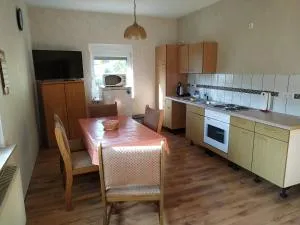 Ferienwohnung Gönnern - Marburg Biedenkopf mit 5 Zimmer - 2 Badezimmer - Frechenhausen