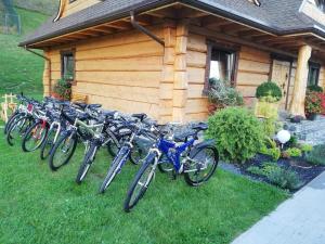 Agrodomki z bali Konradow