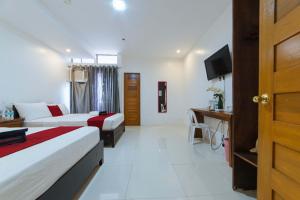 RedDoorz Plus @ San Roque Roxas City