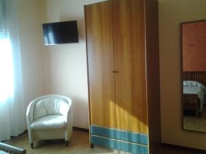 Twin Room with Private External Bathroom