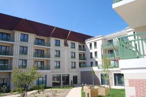 Appart'hotels Residence Services Seniors Domitys - Les Safrans : photos des chambres