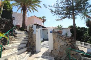 Sunny House, Chayofa