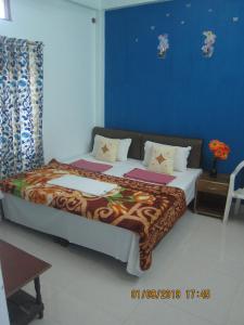Kedar Guest House -Feel At Home