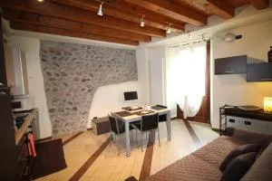 APPARTAMENTI "Residence MGM" - Mozzo