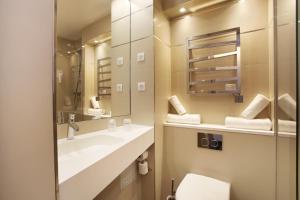 Hotels Hotel Apolonia Paris Mouffetard, Sure Hotel Collection by Best Western : photos des chambres