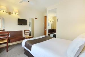 Hotels Hotel du College de France : photos des chambres