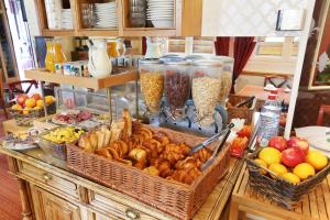 Hotels Hotel du College de France : photos des chambres