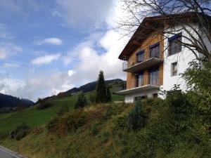 Principala 5 Zeller Andiast - Ferienwohnung für max. 10 Personen