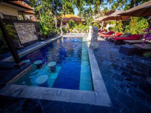 Yulia Beach Inn Kuta