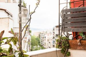 Stylish flat with veranda in the heart of Athens