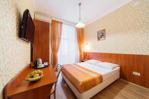 Standard Double or Twin Room room in Hotel Tonika