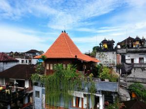 Ogek Home Stay