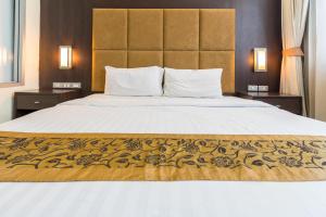 Deluxe Double Room room in Darjelling Boutique Hotel