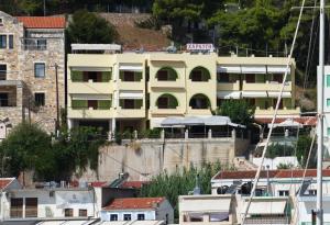 Haravgi Hotel