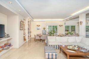 Art Hotel Debono Corfu Greece