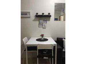 8 Spatial Condominium Unit 1122 Apartelle D Isabelle