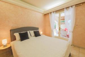 Villas LA ROHIERE - Tourrette-Levens : photos des chambres