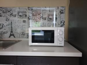 90-Avenue Apartments