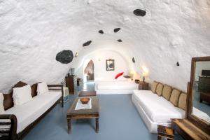 Alexander's Suites Santorini Greece