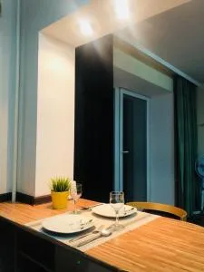 Apartment on Republic Square - Öskemen