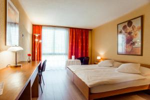 Double or Twin Room room in Hôtel Le National