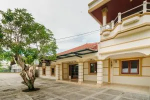 RedDoorz Syariah@Jalan Dr Mansyur Medan - Binjai