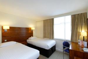 Twin Room - Non Smoking room in Ramada Solihull Birmingham