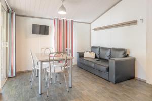 Campings Camping Le Mediterranee Argeles - Domaine pietonnier : photos des chambres