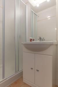 Campings Camping Le Mediterranee Argeles - Domaine pietonnier : photos des chambres