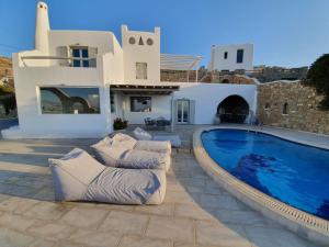 Stunning Villa 4BR in Mykonos Myconos Greece