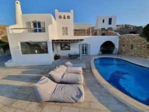 Stunning Villa 4BR in Mykonos Myconos Greece