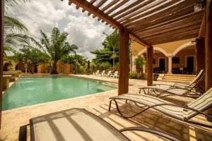 TecnoHotel Valladolid - Tikuch