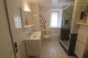 Appartements Gite L Ecrin - Coeur de Riquewihr - 4 personnes : photos des chambres