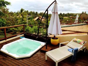 Duplex com hidromassagem - Praia do Forte