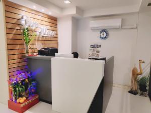 Tim Place - BTS Phra Khanong