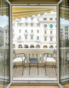 Aristotelous Grand View by Luxlikehome