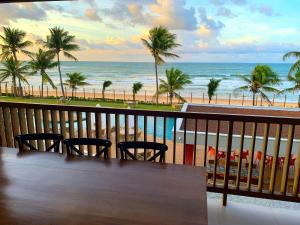 Apartamento beira-mar no Bali Bahia