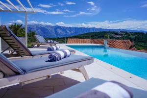 Villa Shiraz 