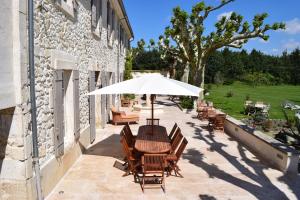 Maisons d'hotes La Bastide des Amouriers : photos des chambres