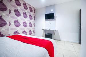 RedDoorz near Terminal Batu Ampar