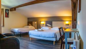 Hotels Hotel Bellevue : Chambre Familiale