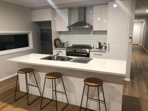 Milawa Vineyard Views - Guesthouse 2